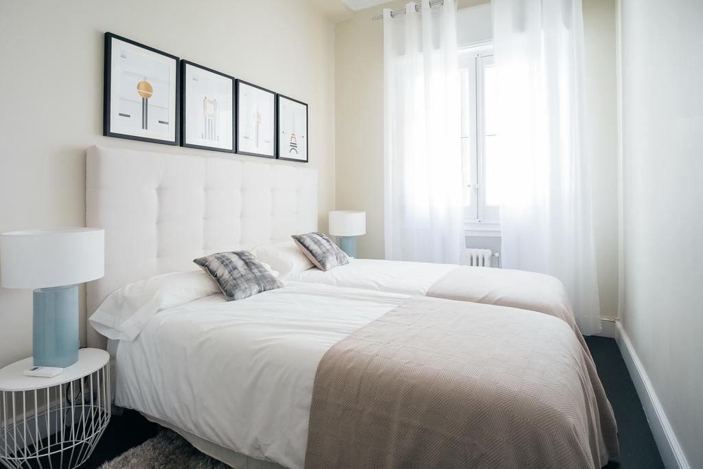 Appartement avec 4 chambre Madrid Extérieur photo
