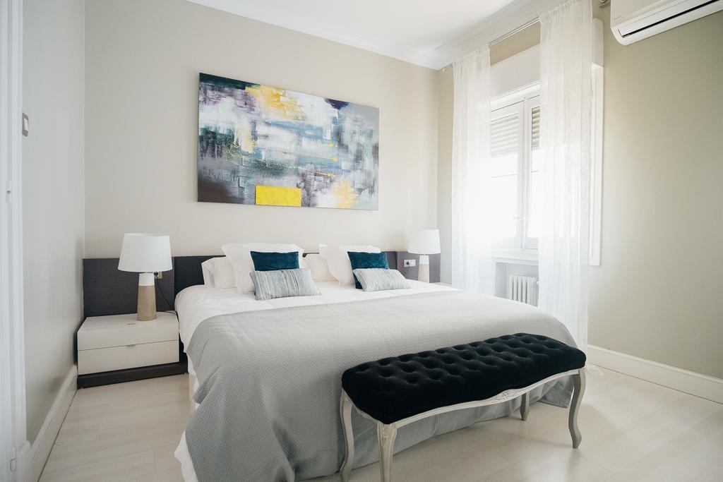 Appartement avec 4 chambre Madrid Extérieur photo