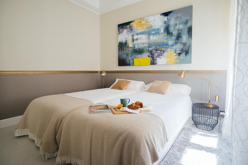 Appartement avec 4 chambre Madrid Extérieur photo
