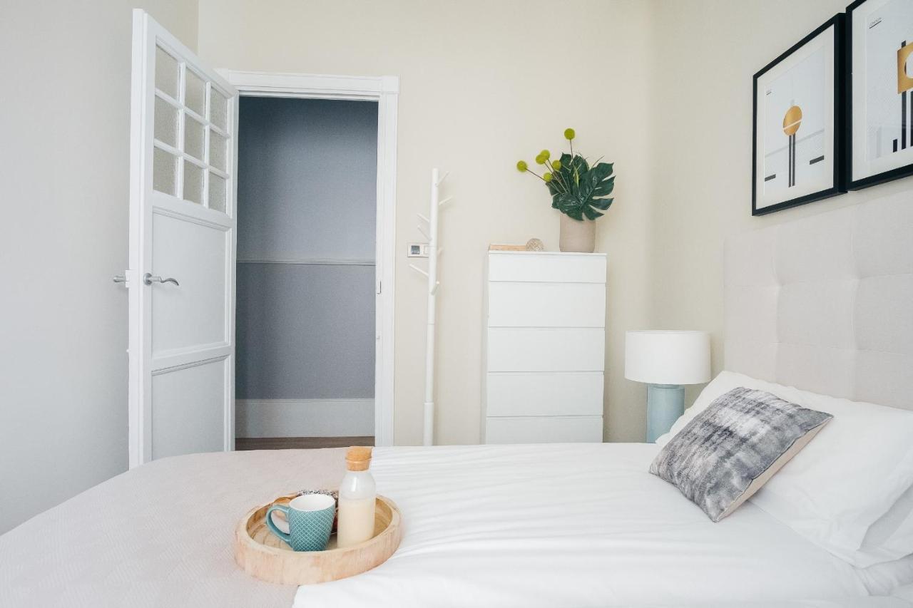 Appartement avec 4 chambre Madrid Extérieur photo